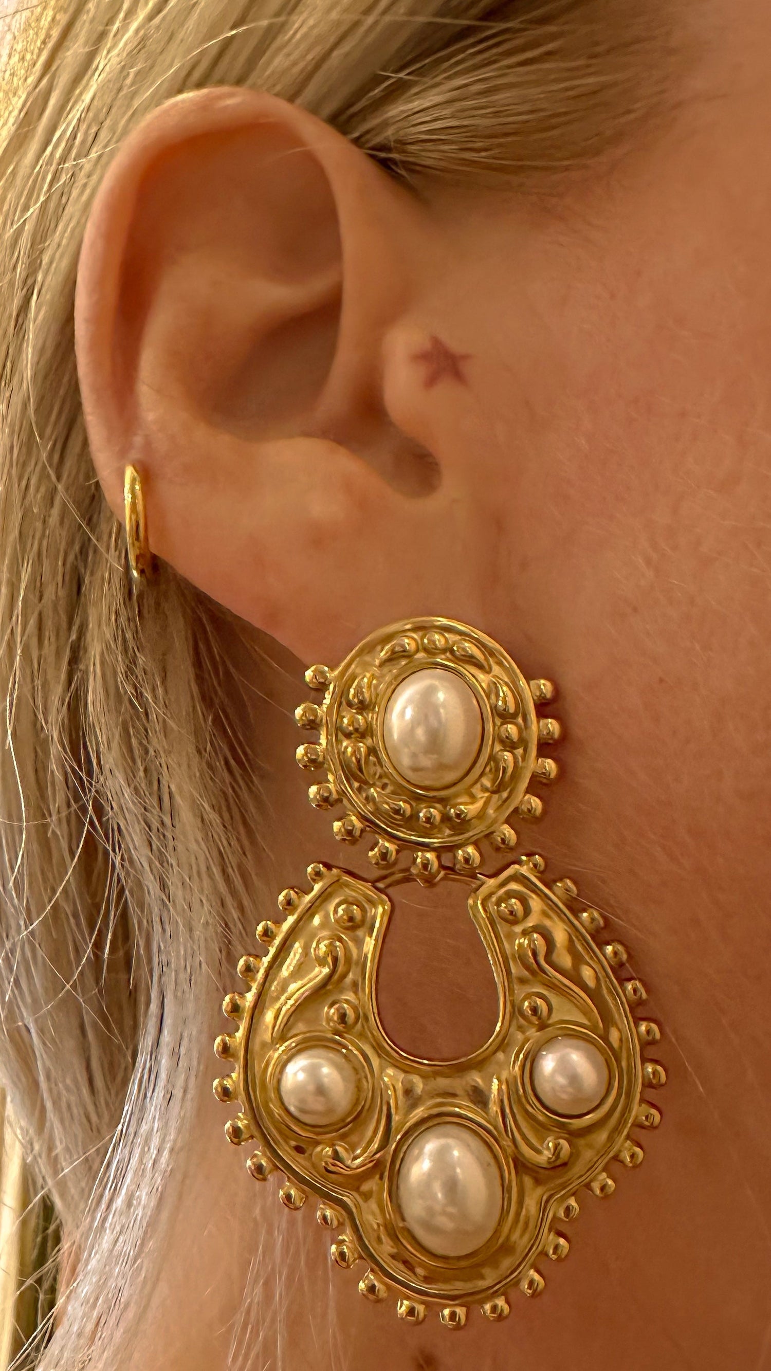BIJOUX