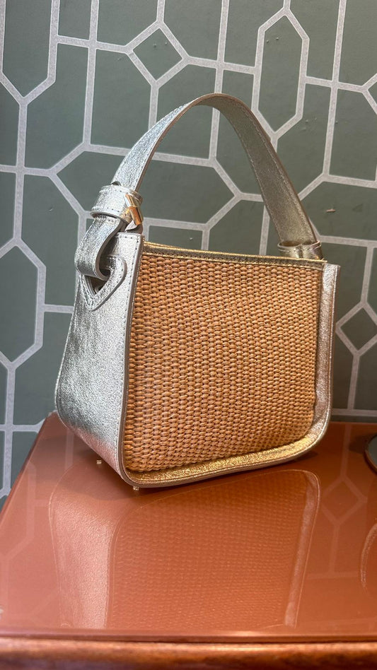 Borsa Quadrotta